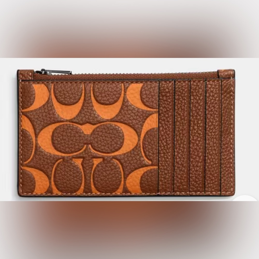 Zip Card Case In Signature Leather - Picture 2 of 3